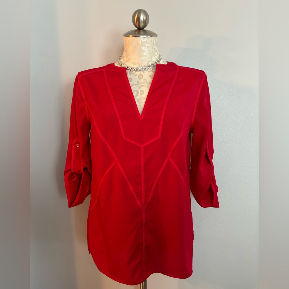 BCBGMAXAZRIA Top Size Small